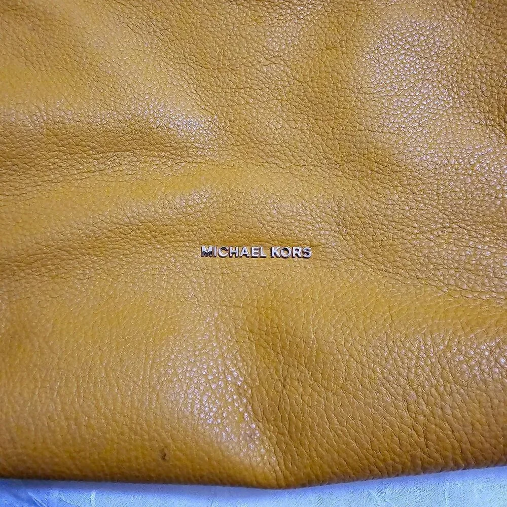 Michael Kors Brooklyn Large Leather Shoulder Handbag Purse Yellow